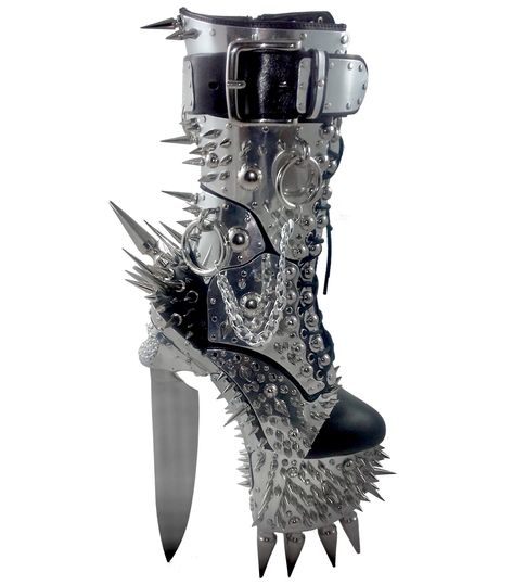 Knife Shoes, Egirl Shoes, Lady Gaga Outfits, Funny Shoes, Bad Dresses, Goth Boots, Badass Outfit, Gothic Boots, Women Platform Sandals