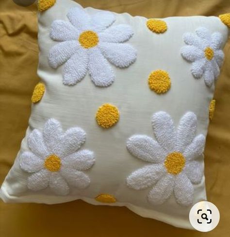 Embroidery Couture, Punch Needle Art, Punch Needle Pillow, Tufted Pillow, Needle Cushion, Pillow Crafts, Motifs Perler, Diy Embroidery Designs, Bantal Sofa