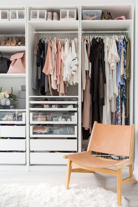 40 Pretty Modern Closet Ideas That Every Women Will Love | Home Design And Interior Ikea Closet Design, Ikea 2015, Custom Closet Design, Ikea Closet, Dream Closet Design, Wardrobe Organisation, Open Closet, Closet Layout, Wardrobe Room