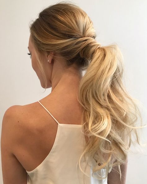 Bridesmaid Ponytail, Wedding Ponytail Hairstyles, Bridal Ponytail, Easy Wedding Guest Hairstyles, Wedding Ponytail, Pretty Ponytails, Low Ponytail Hairstyles, Bridemaids Hairstyles, Hair Pony