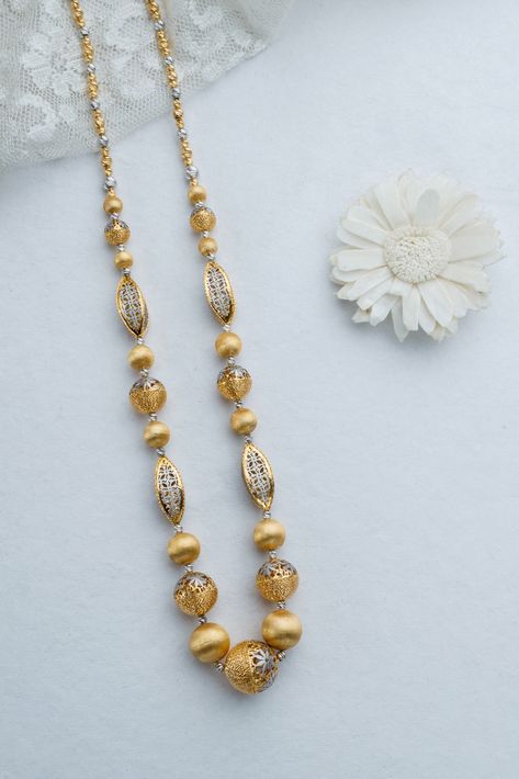 Moti Chain Design, Gold Moti Mala Designs, Chains For Women Gold Indian, Gold Chain For Women Indian, 16 Grams Gold Necklace Designs, Gold Mala, Indian Wedding Jewelry Sets, Black Beads Mangalsutra Design, New Gold Jewellery Designs