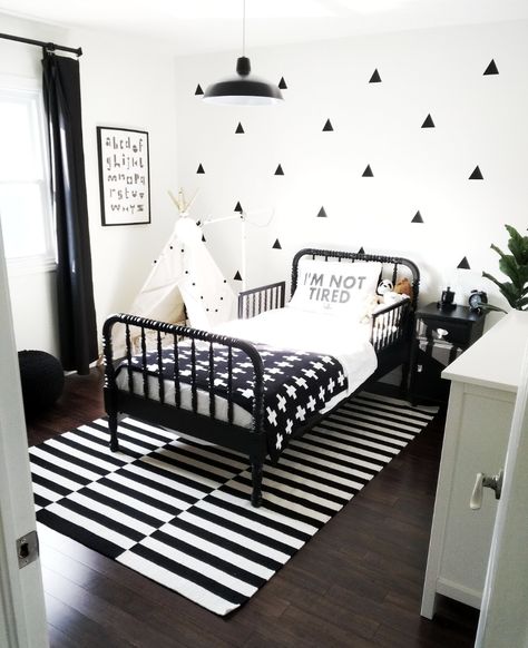 Boy Bedrooms, Kids Room Deco, Creative Kids Rooms, Kids Shared Bedroom, Boy Toddler Bedroom, Boys Bedroom Makeover, Big Boy Bedrooms, Superhero Room, Big Kids Room