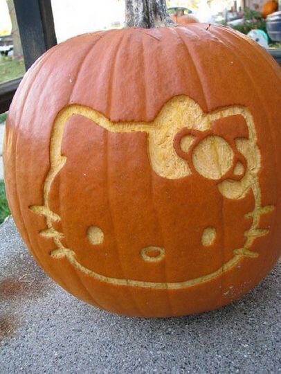 Hello Kitty pumpkin Pompompurin Pumpkin, Cute Painted Pumpkin Ideas, Kitty Pumpkin, Hello Kitty Pumpkin, Cute Pumpkin Carving, Pumkin Carving, Halloween Pumpkin Carving Stencils, Easy Pumpkin Carving, Pumpkin Contest