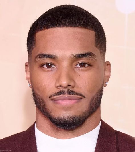 Brad Onema, Men References, Rome Flynn, Black Men Beard Styles, Men Fade Haircut Short, Beard And Mustache Styles, Black Men Fashion Urban, Mens Facial, Mustache Styles