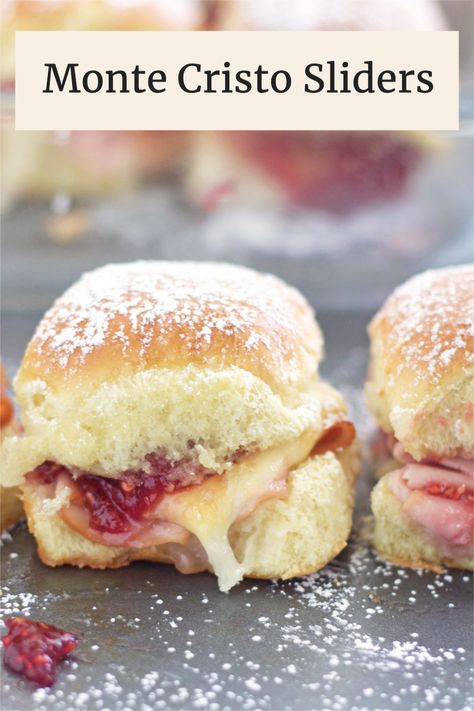 Sandwiches Hawaiian Rolls, Monte Cristo Sliders, Brunch Ideas For A Crowd, Brunch Sandwich, Food Sandwiches, Monte Cristo Sandwich, Slider Sandwiches, Hawaiian Sweet Rolls, Mini Sandwiches