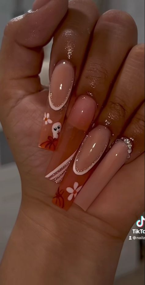 October Acrylic Nail Ideas, Feminine Nails, Autumn Manicure, Acrylic Inspiration, Acrylic Nail Ideas, Nail Glam, Inspiration Nails, Queen Nails, Tooth Gems