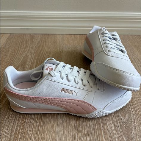 Puma Bella Sl White Lotus Women Size 9 Nwt New With Tags Women Size 9 White And Pink Soft Foam Inside Puma Shoes For Women, Puma Shoes Women, Shoes Puma, Puma White, White Lotus, Puma Shoes, Pumas Shoes, Shoes Women, Shoes For Women