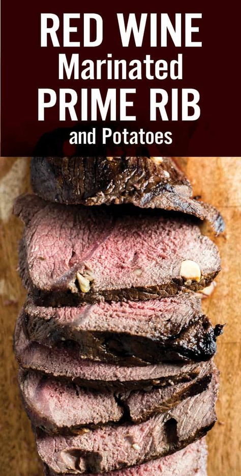 Red Wine Jus Recipe, Prime Rib Marinade, Jus Recipe, Slow Roasted Prime Rib, Braised Oxtail, Beef Rib Roast, Prime Rib Roast Recipe, Roast Meat, Fancy Dinners