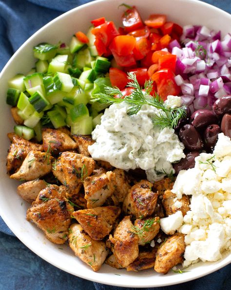 Chicken And Hummus, Chicken Clean Eating, Greek Chicken Recipes Skillet, Greek Chicken Marinade Yogurt, Greek Chicken Bake, Greek Chicken Bowls, Greek Bowl, Mediterranean Chicken Bowl, Pork Soup Recipes