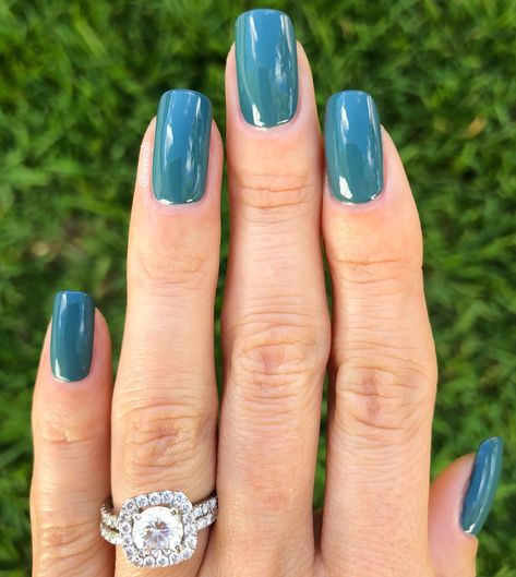 Blue Green Dip Nails, Cerulean Blue Nails, Cerulean Nails, Greenish Blue Nails, Green Blue Nails, Green Dips, Classy Acrylic, Fall Manicure, Fall Gel Nails