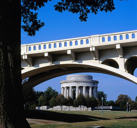 Vincennes - Indiana's Territorial Capitol Vincennes Indiana, Indiana Girl, Indiana Travel, Lincoln Memorial, Us History, Oh The Places Youll Go, Key West, Buzzfeed, Travel Posters