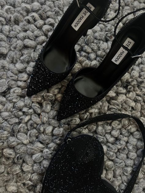 Must have, outfit inspo, black outfit, black heels, style inspo, oversized, glitter heels, Sparkly Prom Heels, Grad Accessories, Steve Madden Outfit, Black Rhinestone Heels, Black Mules Heels, Silver Sparkly Shoes, Heels With Rhinestones, Black Sparkly Heels, Black Glitter Heels