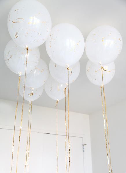 Baptism Party Decorations, Gold Decorations, Interior Design Fashion, Tafel Decor, 2nd Birthday Party, All White Party, Gold Birthday Party, Art Lifestyle, Golden Birthday