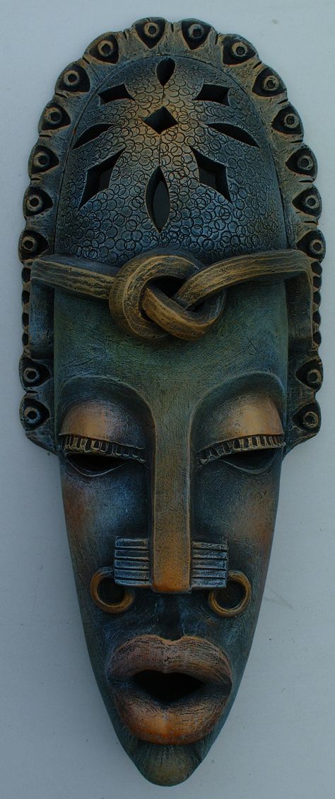 African Faces Art, African Clay Art, African Masks Art, Clay Mask Art, Ceramic Masks, Africa Art Design, African Inspired Decor, Ceramic Sculpture Figurative, Ceramic Mask