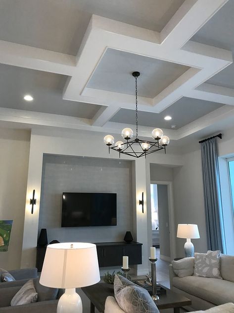 Black Cauffered Ceiling, Den Ceiling Ideas, Modern Coffered Ceiling Living Room, Painting Coffered Ceiling Ideas, Coffered Ceilings Ideas, Modern Coffered Ceiling Bedroom, Transitional Coffered Ceiling, Contemporary Coffered Ceiling, Coffed Ceilings