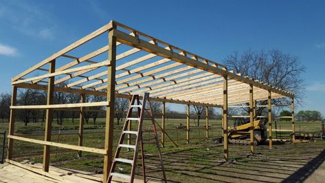 Tractor Shed Ideas, Diy Wood Storage, House Plans Cottage, Farm Storage Buildings, Timber Frame House Plans, Frame House Plans, Diy Pole Barn, Log Shed, Bbq Shed