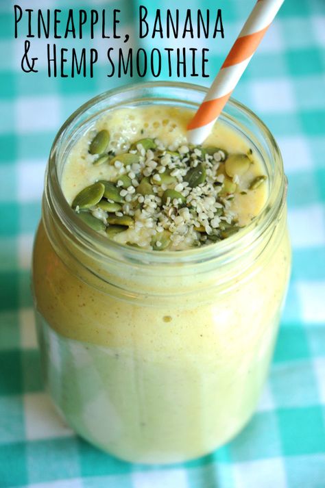 Hemp Smoothie, Hemp Hearts Recipes, Hemp Granola, Hemp Seed Recipes, Smoothie Breakfast, Cassie Howard, Vegan Smoothie Recipes, Healthy Afternoon Snacks, Banana Smoothie Recipe