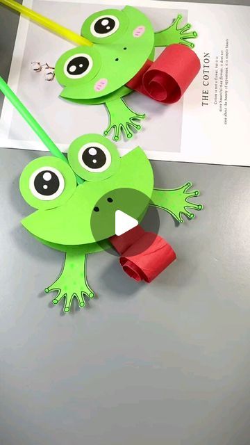 Frog Crafts, Hand Crafts For Kids, Easter Decorations Dollar Store, Animal Crafts For Kids, Easter Decorations Kids, Food Garnishes, Diy Crafts For Kids Easy, Easter Decorations Diy Easy, Paper Towel Roll Crafts