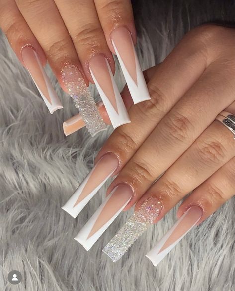 Nails With Bling, Acrylic Nails Nude, Long Square Nails, Long Acrylic Nail Designs, White Acrylic Nails, Long Acrylic Nails Coffin, Acrylic Nails Coffin Pink, Nails Only, Long Square Acrylic Nails