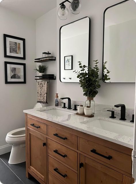 Bathroom White Countertop Brown Cabinets, Bathroom With Gray Countertops, Bathroom Gray And Wood, Boho Master Bath Ideas, Organic Modern Master Bath, Mc Bathroom, Guest Restroom, Mom Bathroom, Restroom Remodel