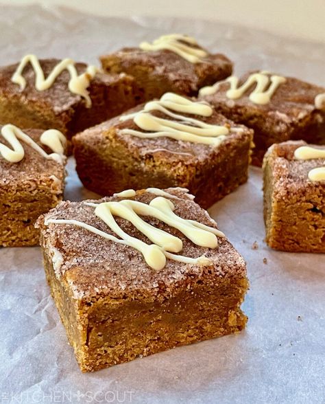 Molasses Baking Recipes, Ginger Molasses Bars, Ginger Snap Bars, Molasses Dessert Recipes, Ginger Molasses Cookie Bars, Healthy Molasses Recipes, Gingerbread Blondies Recipe, Recipes Using Molasses, Molasses Blondies