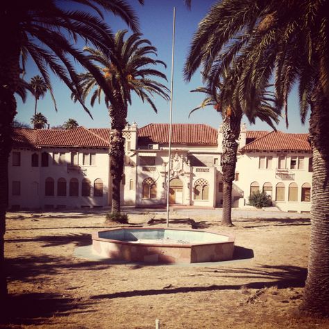 Lake Elsinore Naval Academy. It's unbelievable how many people don't know what this place is. I've (legally) been in the entry parlor. It's beautiful inside. Lakes In California, Military School, Lake Elsinore, Naval Academy, Military Academy, California Love, California Dreamin', Abandoned Buildings, Next Door