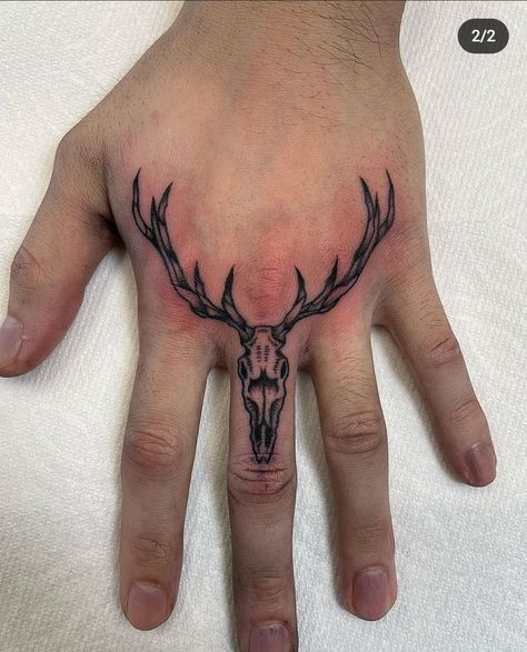 Born With Horns, Tattoo Main, Hand Tattoo Ideas, Prison Tattoos, Autumn Moon, Deer Tattoo, R Tattoo, Oh Deer, Hand Tattoo