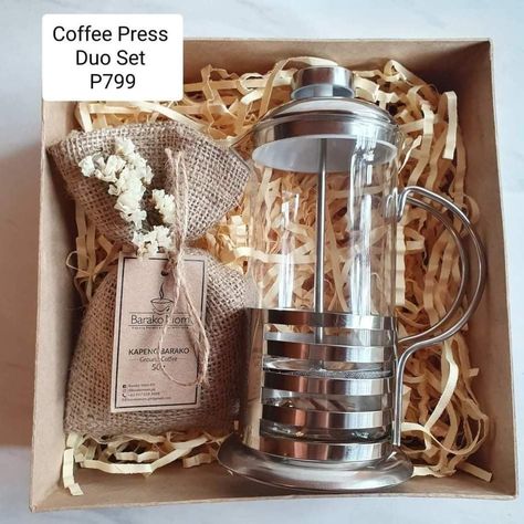 Wedding Souvenirs For Principal Sponsors, Wedding Favors For Principal Sponsors, Coffee Wedding Favors, Blue Gold Wedding, Wedding Extras, Coffee Wedding, Wedding Giveaways, Wellness Retreat, Coffee Press