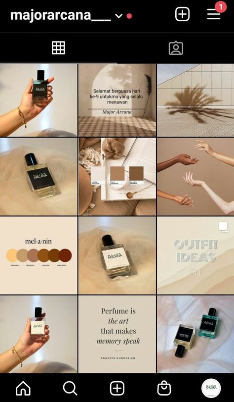 Cool Perfume, Perfume Artwork, Kate Spade Perfume, Koleksi Parfum, Perfume Logo, Instagram Branding Design, Instagram Feed Planner, Fragrance Photography, Perfume Art