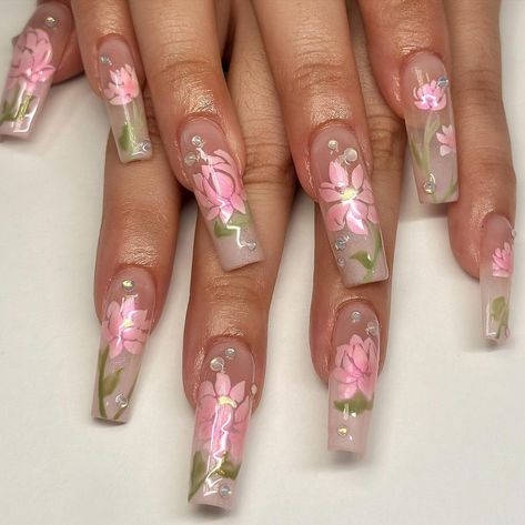 Floral Nails 2023, Lotus Flower Nails, Drip Nails, Glamour Nails, Soft Nails, Kawaii Nails, Gem Nails, Glam Nails, Fire Nails