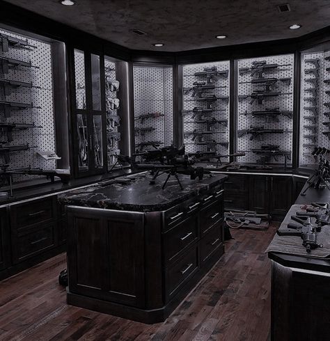 Mafia House Aesthetic, Security Room, Pretty Knives, Tactical Gear Loadout, Safe Room, Luxury Homes Dream Houses, Dream Home Design, Tactical Gear, Luxury House