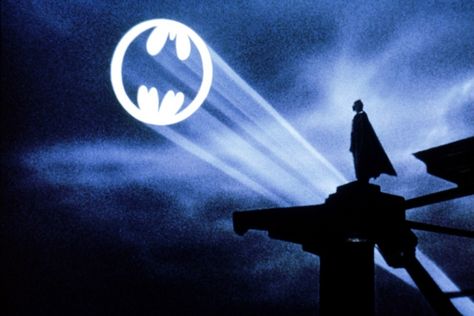 Batman Signal, 1989 Batman, Tim Burton Batman, Batman 1989, Batman Film, Batman Pictures, Joker Tattoo, Star Wars Tattoo, Im Batman