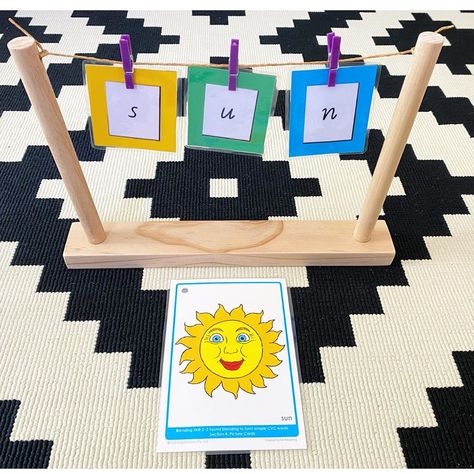 Mrs Eren on Instagram: “Washing line word building. . . . . . . .  #playislearning #learningthroughplay #finemotorskills #handsonlearning #handsonactivities…” Blending Lines Phonics, Class 2023, Phonics Blends, Word Building, Washing Line, New Class, Cvc Words, Hands On Learning, Reading Activities