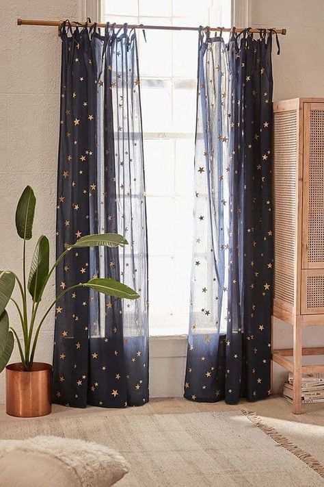 Bamboo Beaded Curtains, The Curtains, Decoration Inspiration, Style At Home, A Living Room, Home Fashion, New Room, Bedroom Inspirations, Room Inspo