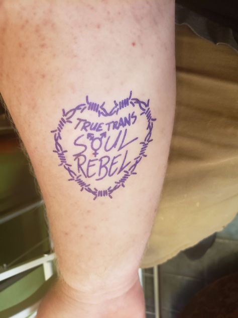 Tattoo Ideas Trans, Trans Pride Tattoo, Trans Tattoo Ideas, Transgender Tattoo, Transgender Tattoo Ideas, Trans Tattoo, Lgbt Tattoo, Alice And Wonderland Tattoos, Scar Tattoo