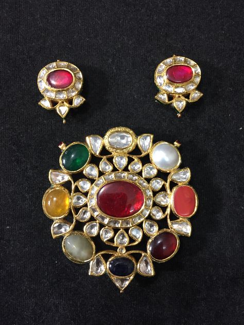 Navratan pendant and earings. Setted in gold with nine precious stones and uncut diamonds. Navratan Pendant Design, Navrattan Pendant Set, Navaratan Pendant, Navratan Pendant Set, Navratan Earrings, Navratan Set, Navratan Pendant, Navratan Jewellery, Diamond Pendant Jewelry