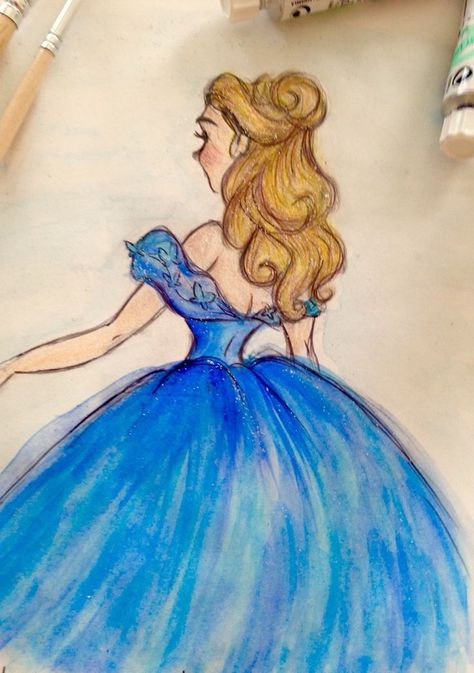 Cinderella Disney Bujo, Kristina Webb, Drawing Girls, Disney Drawings Sketches, Disney Fanart, Drawing Prompts, Disney Art Drawings, Girls Disney, Disney Princess Drawings