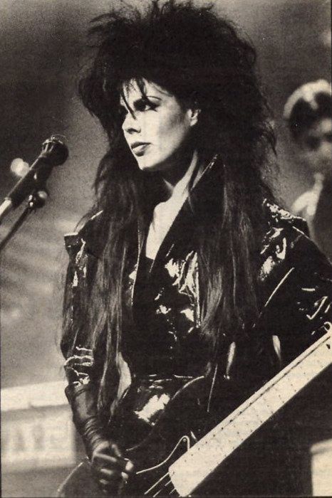 Patricia Morrison of The Sisters Of Mercy 1987 Patricia Morrison, The Sisters Of Mercy, 80s Goth, Goth Bands, Goth Music, Dark Wave, Sisters Of Mercy, Trad Goth, Goth Rock