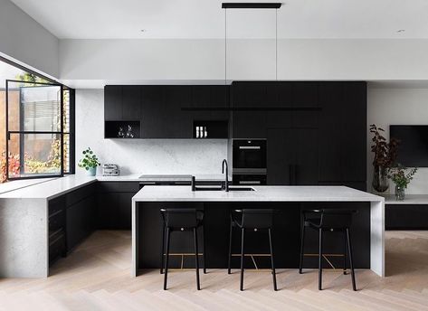 STUDIO BLACK INTERIORS on Instagram: “Herringbone timber flooring, natural stone and dark cabinetry create a contemporary living space. Those steel windows 😍 ⁣ ⁣ Ormond Terrace,…” White Kitchen Ideas Modern, Modern Black Kitchen, Timber Kitchen, Black Kitchen Cabinets, Contemporary Kitchen Design, House Design Kitchen, Kitchen Room Design, Kitchen Inspiration Design, Black Kitchen