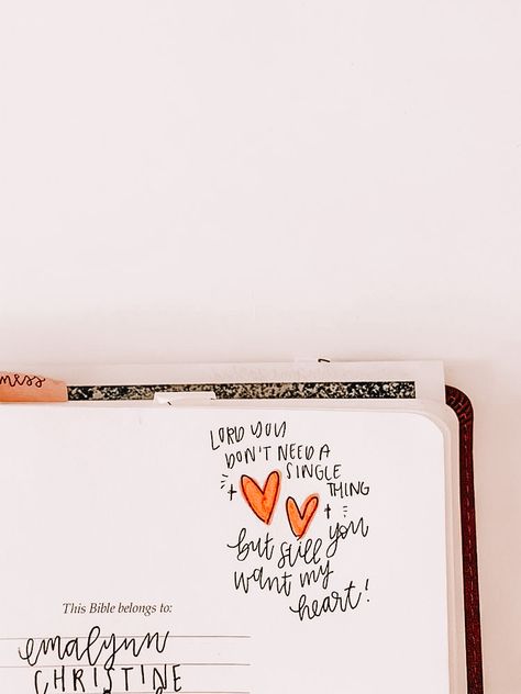 Small Bible Doodles, Simple Bible Journaling For Beginners, Cute Bibles, Bible Journaling Ideas Drawings, Bible Journal Notes, Bible Doodling, Bible Ideas, Inspire Bible Journaling, Bible Time