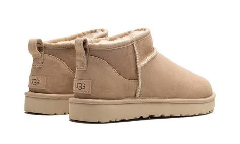 Classic Ultra Mini Women 1116109 SAN Sand Ultra Mini Uggs, Ugg Ultra Mini Sand, Sand Uggs, Uggs Christmas, Uggs Mini Boots, White Uggs, Ultra Mini Uggs, Mini Uggs, Cute Uggs