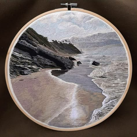 Embroidered Art, Thread Painting, Creative Embroidery, 자수 디자인, Sewing Embroidery Designs, Hand Embroidery Art, California Dreaming, Hand Embroidery Stitches, Embroidery Hoop Art