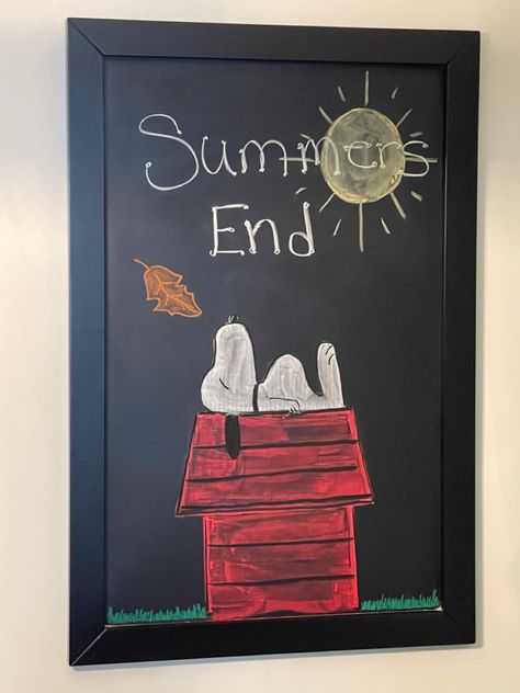 Chalkboard Art For September, End Of Summer Chalkboard Art, End Of Summer Chalkboard Ideas, Seasonal Chalkboard Art, Dog Chalkboard Art, August Chalkboard Art Ideas, Classroom Chalkboard Ideas, Summer Whiteboard Art, Fall Dry Erase Board Art