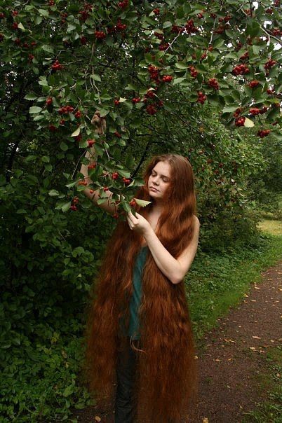 Elizaveta Orlova Rapunzel Models Photo Session Very Long Hair Reference, Very Long Red Hair, Knee Length Hairstyles, Long Red Hairstyles, Knee Length Hair, Rapunzel Hair, Long Hair Pictures, Really Long Hair, Long Red Hair