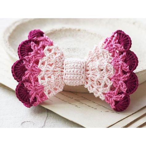 Crochet Bow Ties, Crochet Bow Pattern, Crochet Hair Bows, Bow Crochet, Crochet Hairband, Girls Crochet Hats, Crochet Bow, Baby Headbands Crochet, Crochet Bows