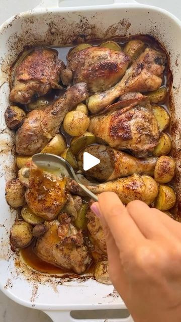 One Pan Chicken And Potatoes, Chicken Thighs And Drumsticks, 7 Spice, Chicken And Potatoes, Delicious Family Meals, One Pan Chicken, Yummy Chicken, Love Simple, Pan Chicken