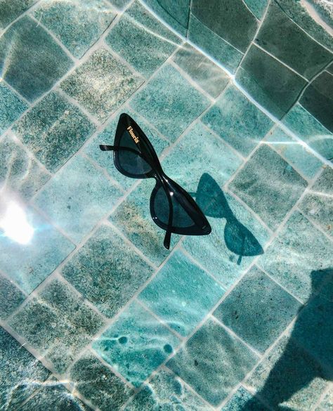 Pool, Sunglasses