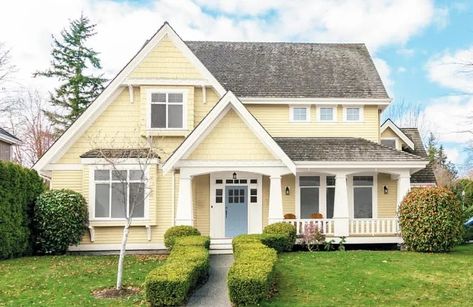 Yellow Exterior House Colors, Benjamin Moore Exterior Paint, Yellow House Exterior, Benjamin Moore Exterior, Exterior Paint Schemes, Best Exterior Paint, House Paint Color Combination, Yellow Cottage, Farmhouse Paint