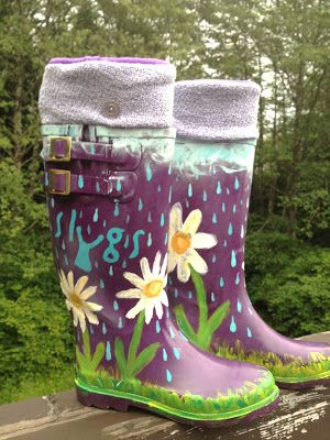 Paint your own Wellies Boots Makeover, Festival Wellies, Rainboots Outfit, Cute Rain Boots, Boots Diy, Boot Liners, Singing In The Rain, Custom Paint Jobs, Rubber Boot