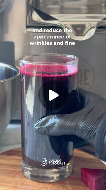 Healthy Food Facts - Tips on Instagram: "🍉🥒🍋 Great post by @juicingtutorials for more recipes and healing tips 😍🙏

Drink beet juice daily for a natural energy boost, improved stamina, and a healthier heart. Consuming beet juice first thing in the morning, at least an hour before breakfast, provides the best results. The natural nutrients in beets are absorbed more effectively on an empty stomach." Boost Energy Naturally, Beet Juice, Healthy Food Facts, Improve Health, Food Facts, Heart Healthy, Beets, Wrinkles, Juice